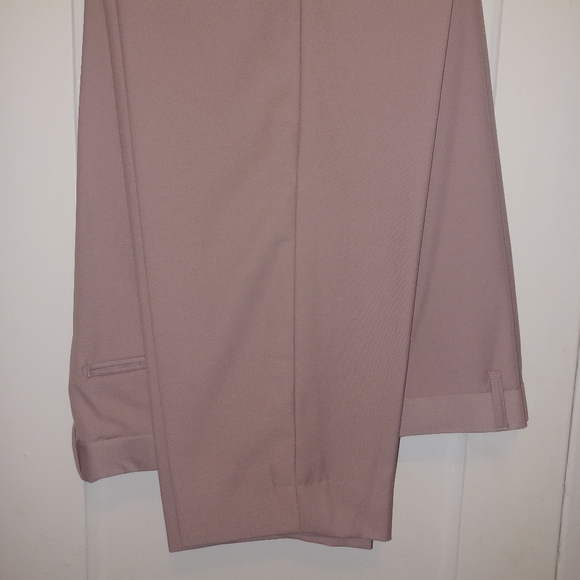 Men's Alain Dupetit Pink/Mauve Suit, Sz. 50R 44x32 Pant - Picture 7 of 9